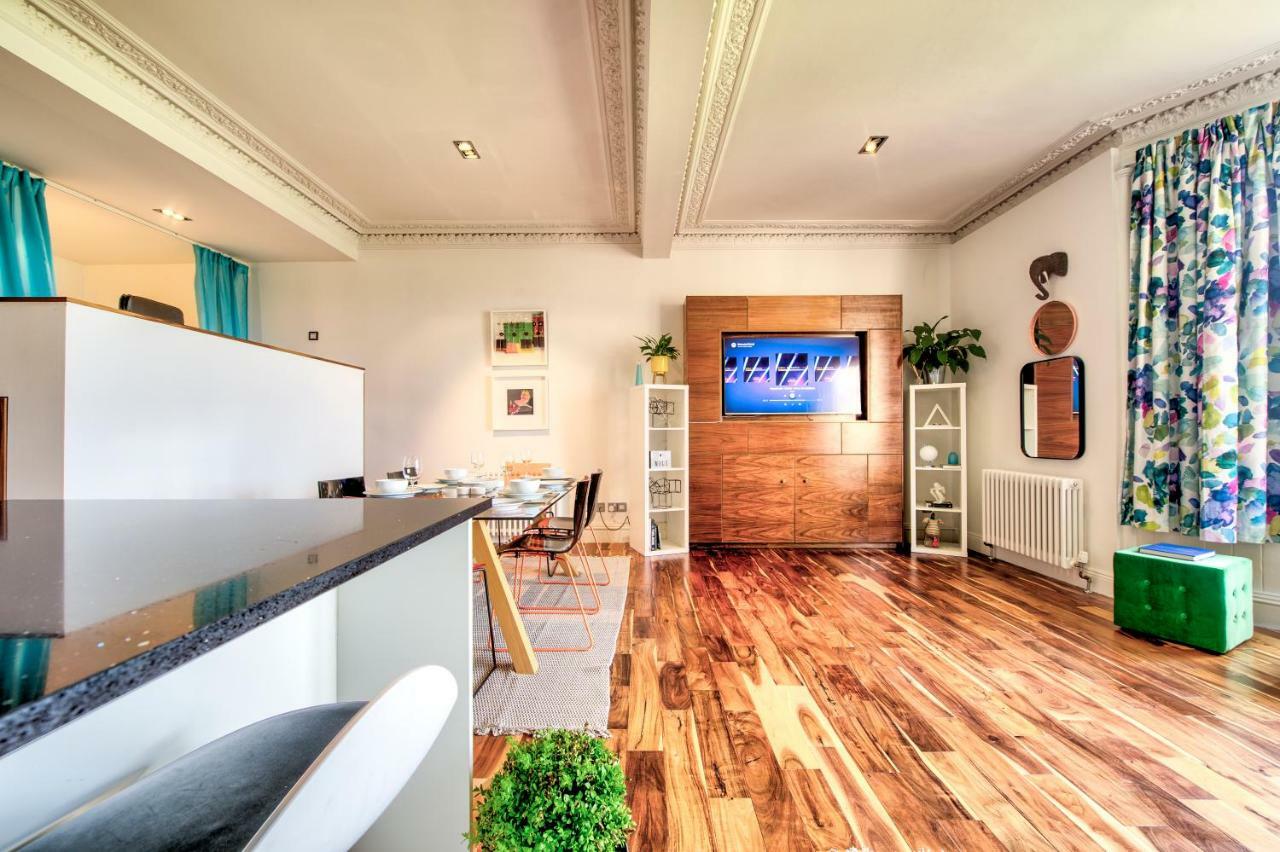 Modern Flat With Fantastic Views Apartment เอดินบะระ ภายนอก รูปภาพ